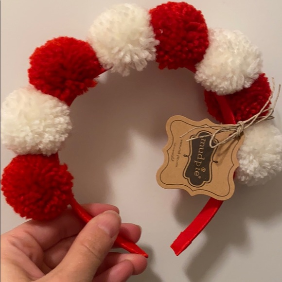 ONLY 2 LEFT!! ๐
๐ผ๐๐ Mud Pie: Girls- Pom Pom Headband - Picture 2 of 2